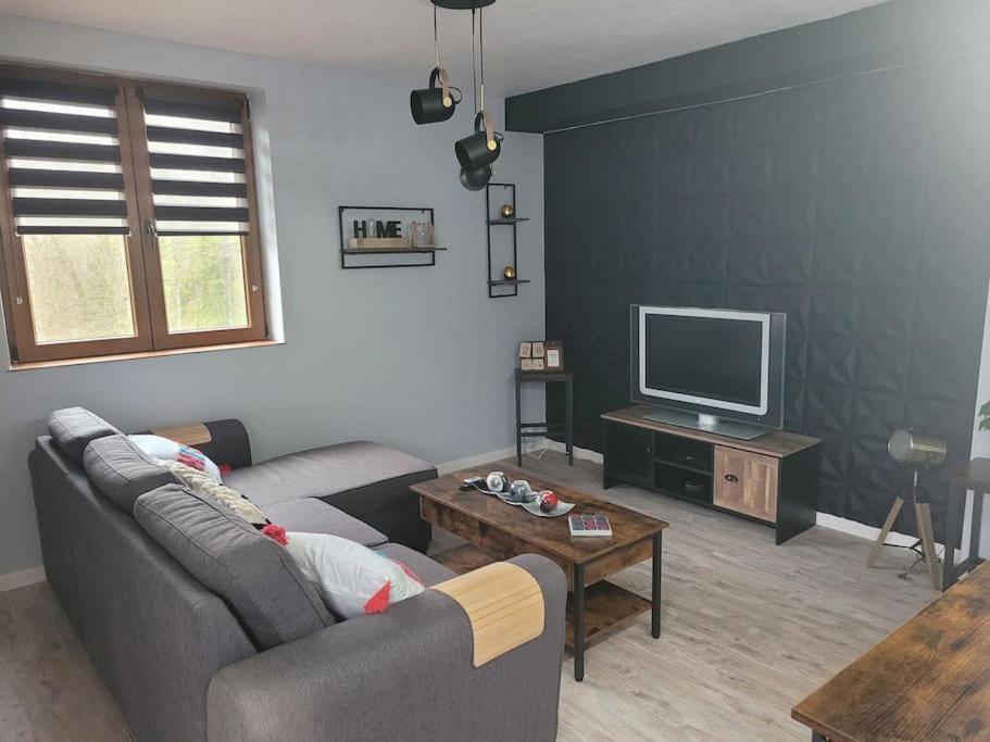 Petite Maison Cosy En Duplex Eguelshardt Exterior foto
